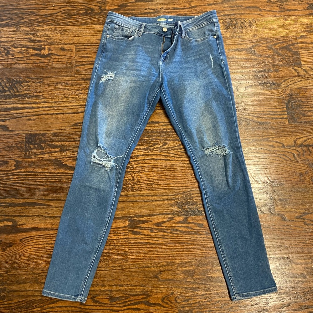 Old navy rockstar super skinny jeans